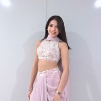 neeyaleadhikari