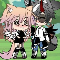 estebanymitsuki