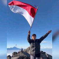 suara asli - Tri Wahyuni