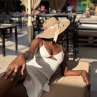 its_black__kenza