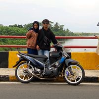suara asli - Desta