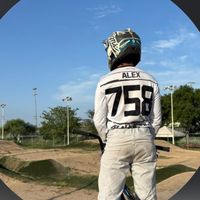 alex758_8