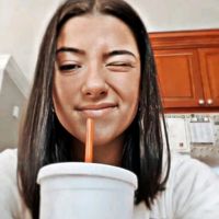 charli_dunkins.love