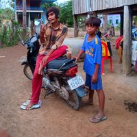 សំឡេងដើម - អភិរក្សសក់ស្ទាវកំពុងពេញនិយម