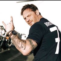 suara asli - ✨Tom Hardy fan ✨