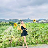 mayzinsoenaing
