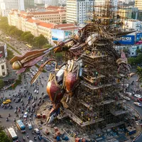 Mấy thằng nhok 1 gánh 2 thua