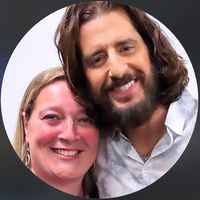 jonathan_roumiee_fanpage