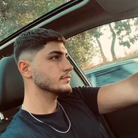 Omzumda ağlayan bir sen
