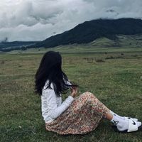 d3k1tshom0_