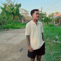 aungawsoetiktok.com