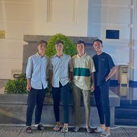 nhạc nền - Hội đàn ông lịch sự
