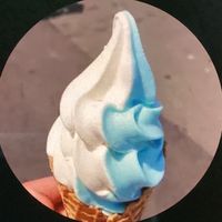 aotoshirono_soft_cream