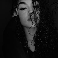 vitoriahxs._