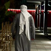 الي يستخدم الصوت احبك