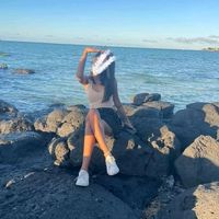 anushka_9994