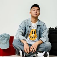 nhạc nền - Quang Cuốn