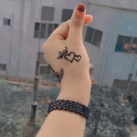 hand.queen020