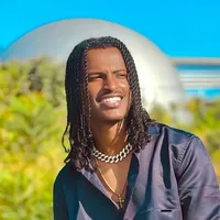 ምን ልሁን ታዲያ