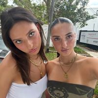 ava381