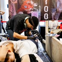 เสียงต้นฉบับ - Orange eye tattoo supply