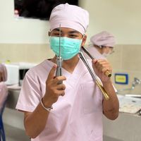 เสียงต้นฉบับ - ตลกที่เป็นหมอได้นิดหน่อย