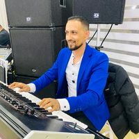 geni_ura736