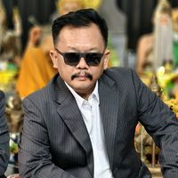 เสียงต้นฉบับ - อาจารย์พล  มนต์เสน่ห์