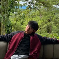 Tamis by Alisson Shore