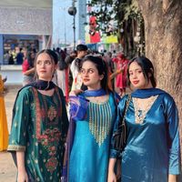 zahaan_sisters