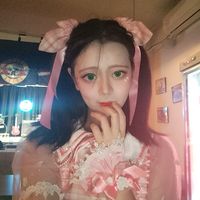alia_queer4812