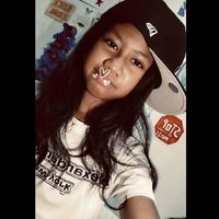 ur_nelle01