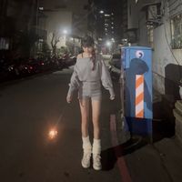 1zy719_