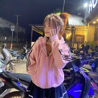 use587945