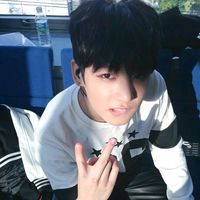 jeon___kookie.7