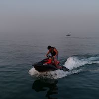 ابوس عيونك