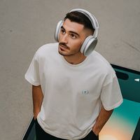 Kam Mall Shenad Cover