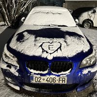 e60v8