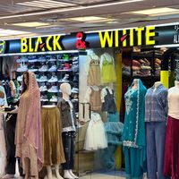 black_white_ladies