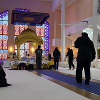 Lakh Khushiyan Patshahiya je Satguru Nadar kare