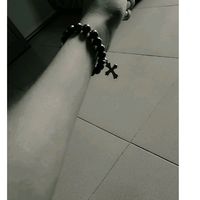 stlysqeenkaju