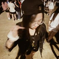 nhạc nền - cô em họ hà =)))