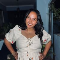 izoniabeukes17