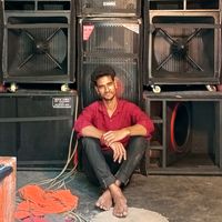 নিজস্ব শব্দ