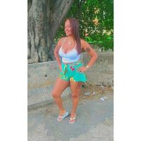 dezzinha0804
