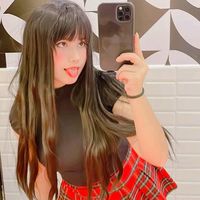 _adriana12030