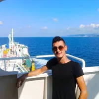 DENİZ ANLATIYORMU BENİ SANA