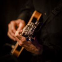 الصوت الأصلي