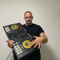 djtosishow