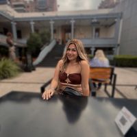 gabyvale2214